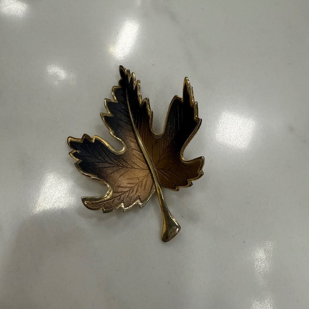 Gold Leaf Brooch Pin Autumn Maple Leaf Vintage Fall Jewelry Accent